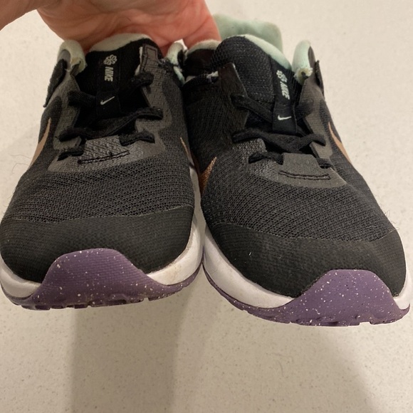 Nike Youth Flyease Adaptive Athletic Shoes Size 3 - Picture 11 of 11